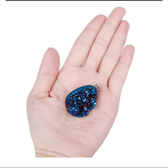 Natural Druzy Stone Raibown - Picture 2 of 4